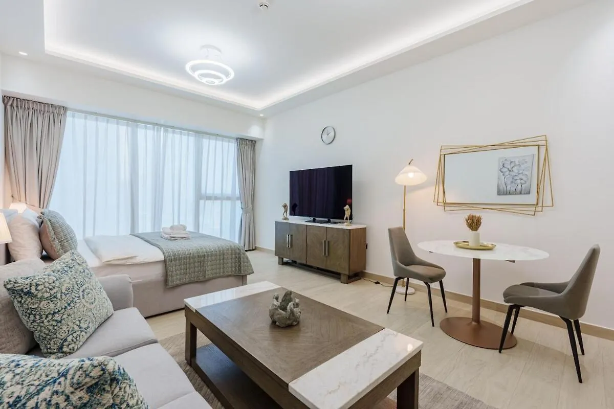 Live The Dream Studio Apartment In Me Do Re Jlt ドバイ